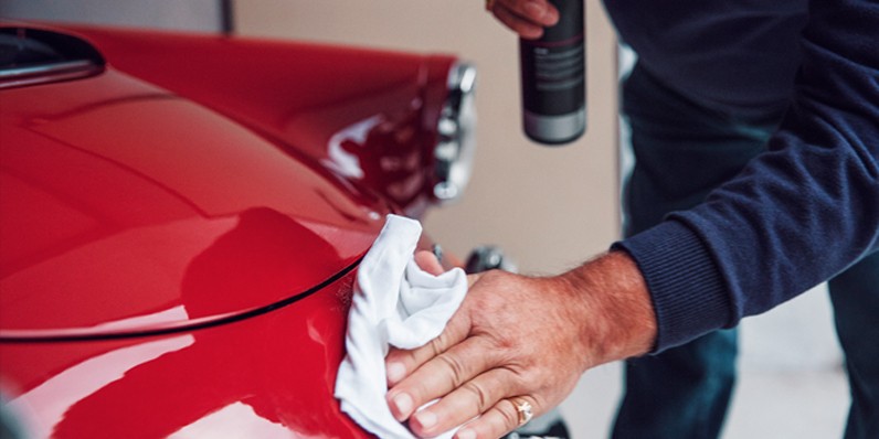 Laver sa voiture : toutes nos astuces pour une carrosserie nette et pimpante